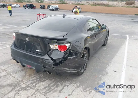 2015 Scion Fr-S z USA, uszkodzony, nr VIN JF1ZNAA12F9709383